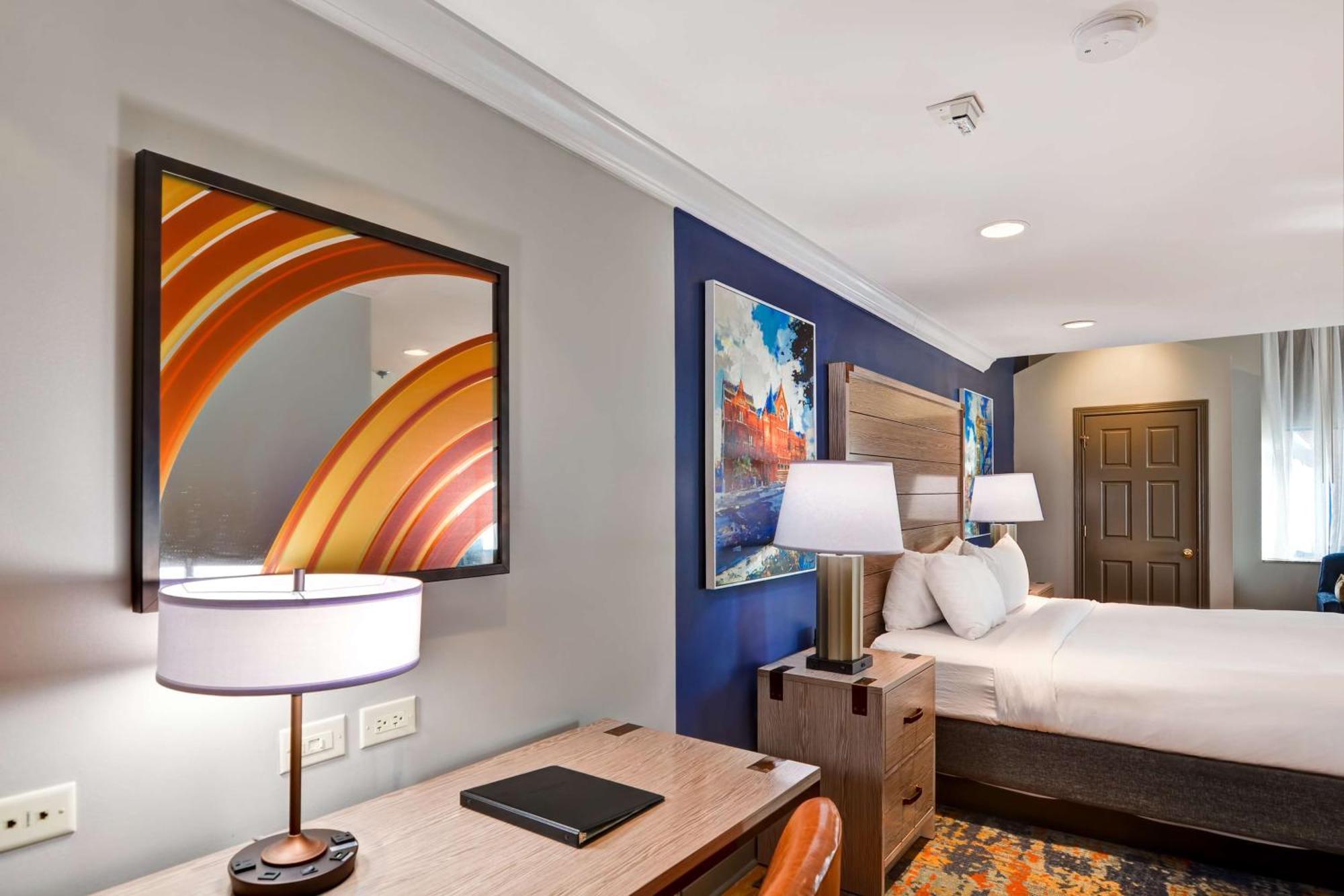The Cincinnatian Curio Collection By Hilton Hotel