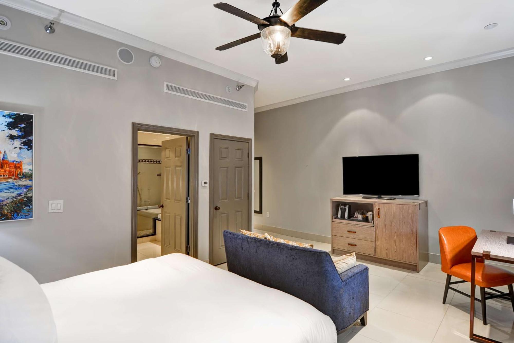 The Cincinnatian Curio Collection By Hilton Hotel 4*