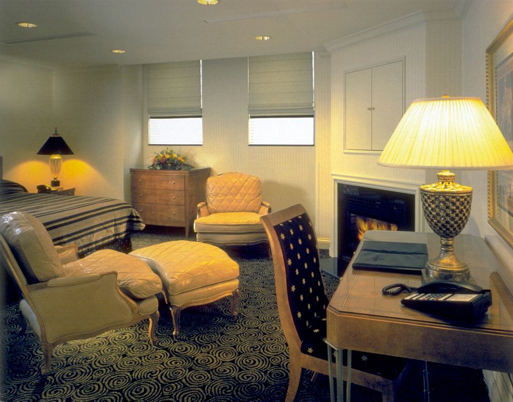 Hotel The Cincinnatian Curio Collection By Hilton 4*