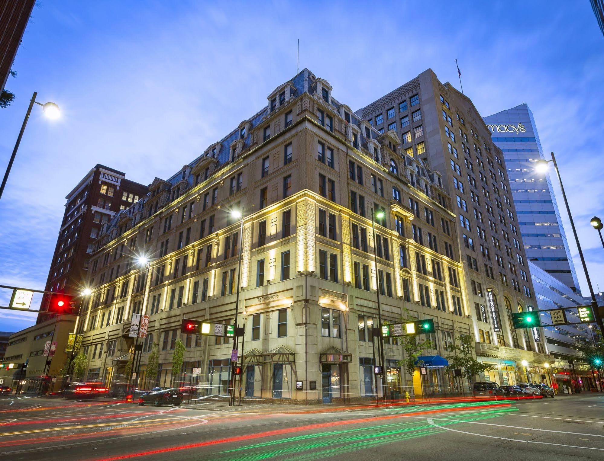 Hotel The Cincinnatian Curio Collection By Hilton