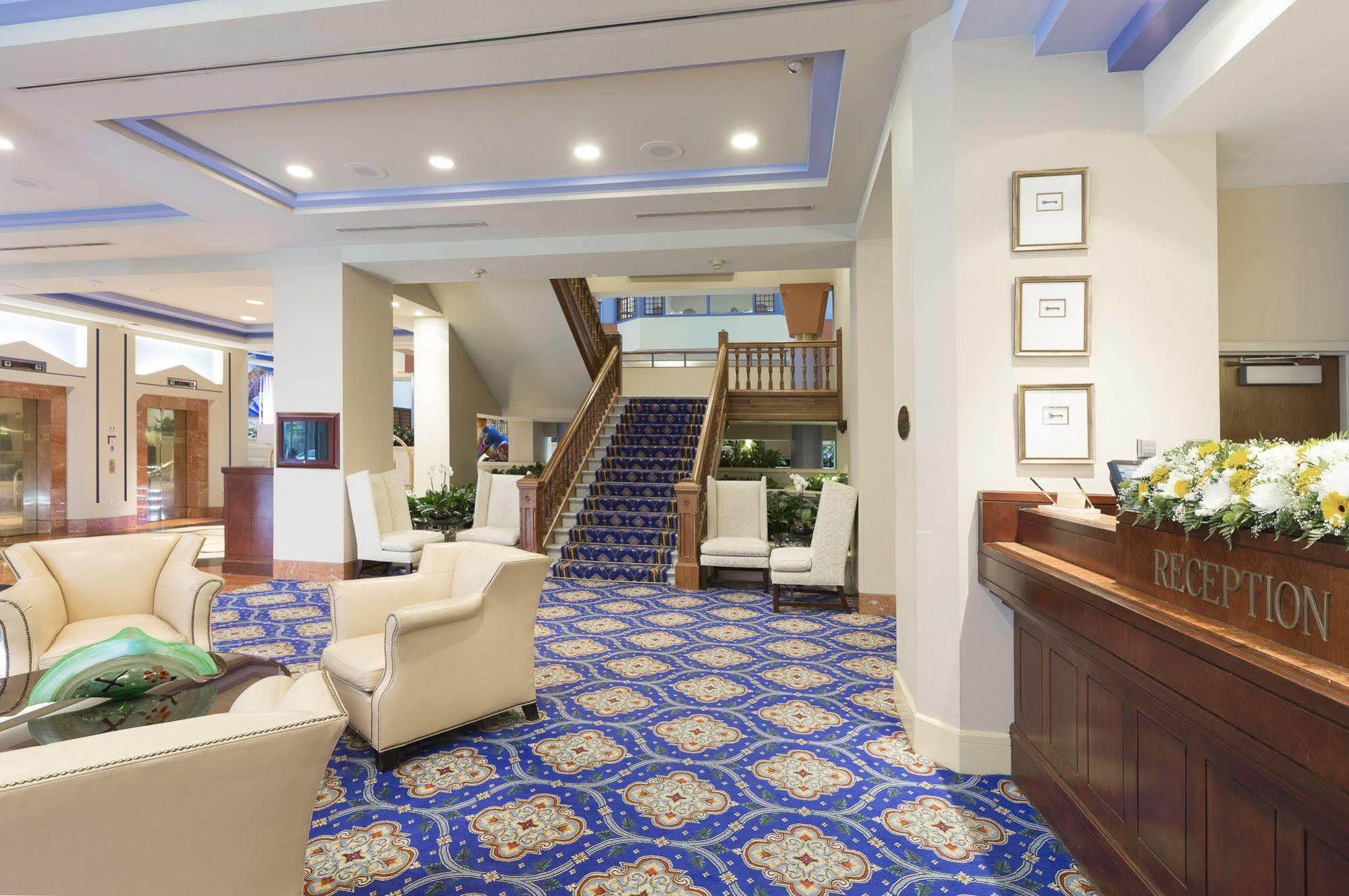 Hotel The Cincinnatian Curio Collection By Hilton Cincinnati