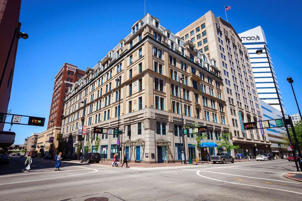 Hotel The Cincinnatian Curio Collection By Hilton Cincinnati
